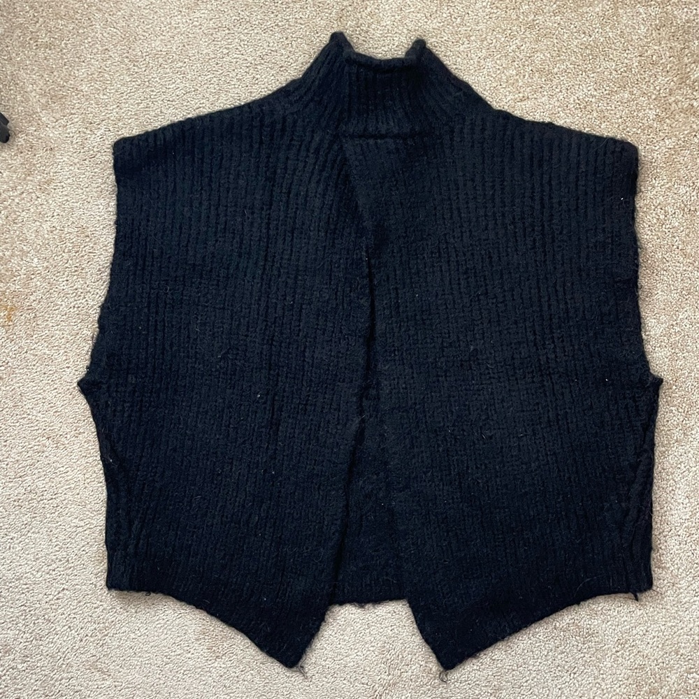 Black open sweater. A New Day.